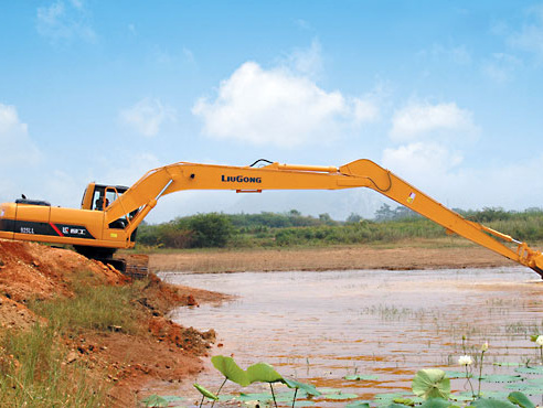 China 
                360 度回転の安価な 33 トンの中国 Digger クローラー油圧ショベル
             supplier