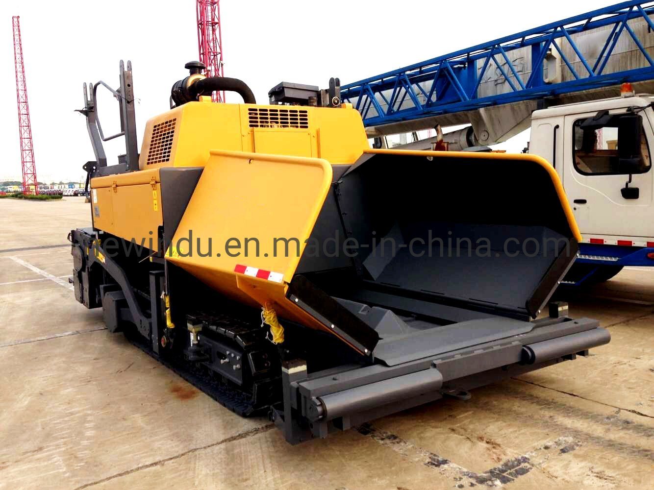 9m Mini Mechanic Asphalt Paver RP903 Asphalt Asphalt Concrete Paver