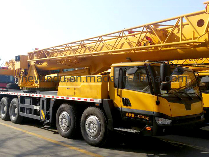 
                50 toneladas baratas New Truck Crane Telescopic Mobile Crane Qy50kd
            