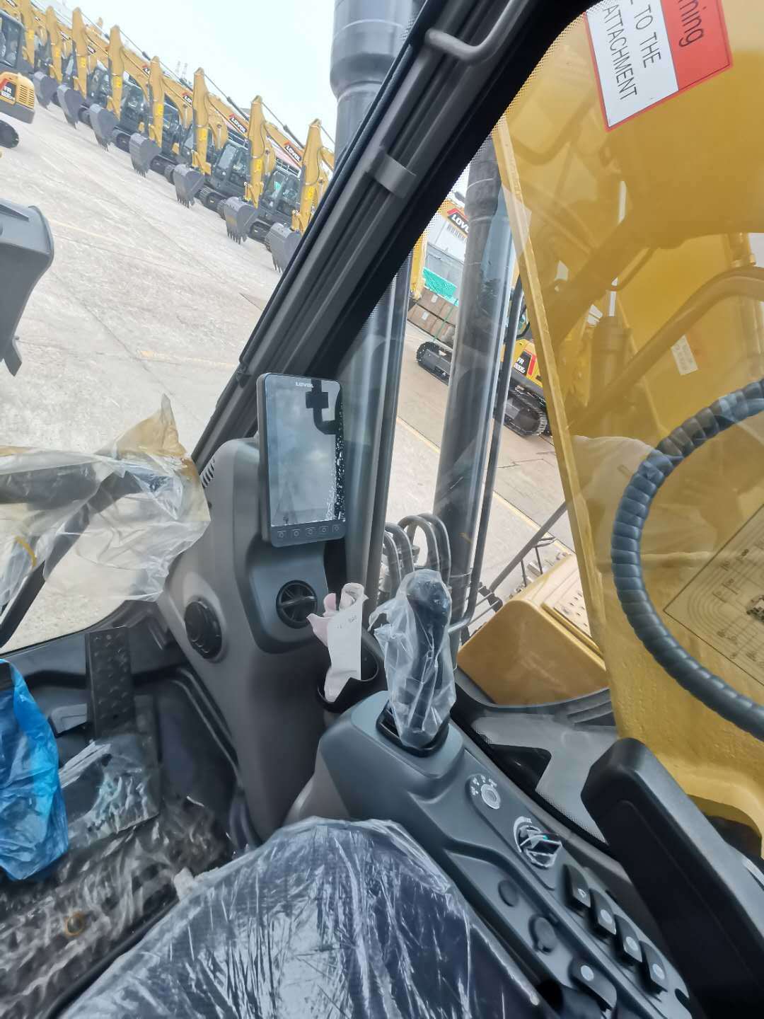 China 0.04m3 Bucket Capacity 2 Ton Small Walking Excavator