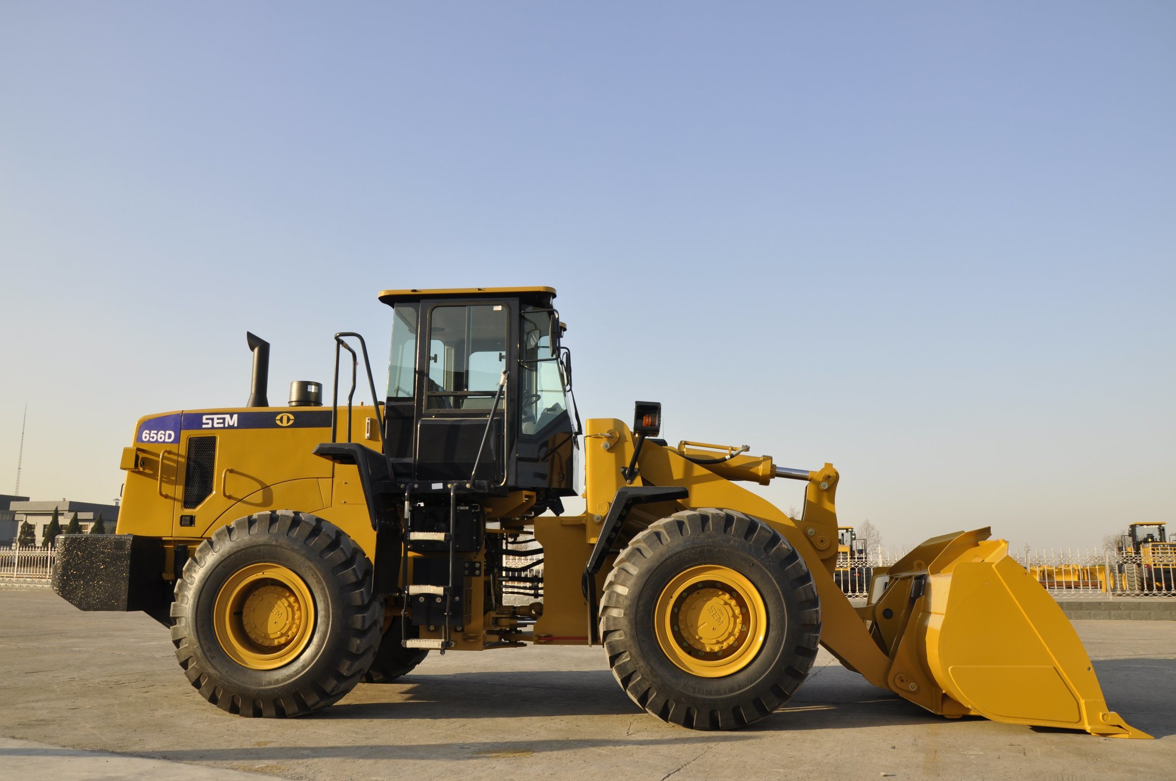 Famous Brand Sem618d 1.8ton Small Mini Wheel Loader