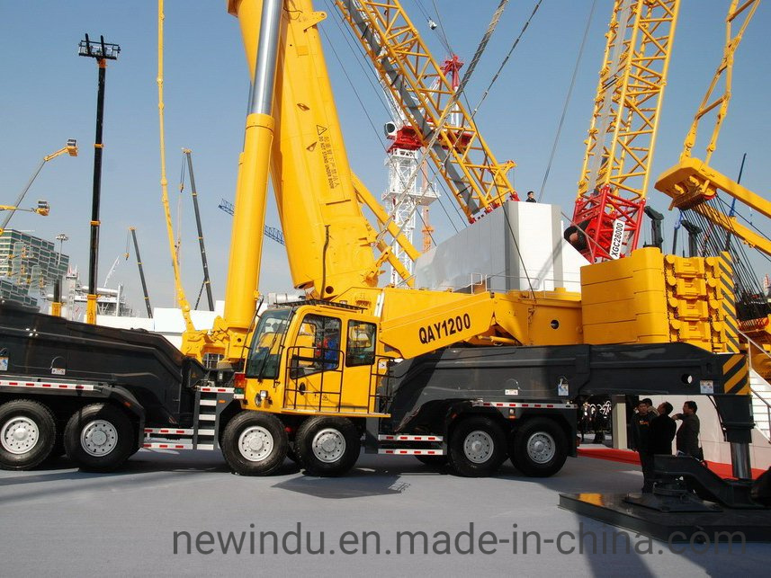China 
                Elevada estabilidade Truck Crane 220toneladas todo terreno Qay Grua220
             fornecedor