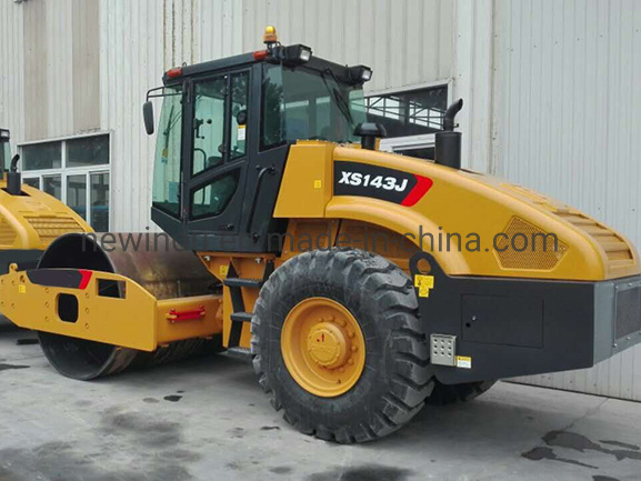 Hot Sale 18t Asphalt Vibration Road Roller Xs182j