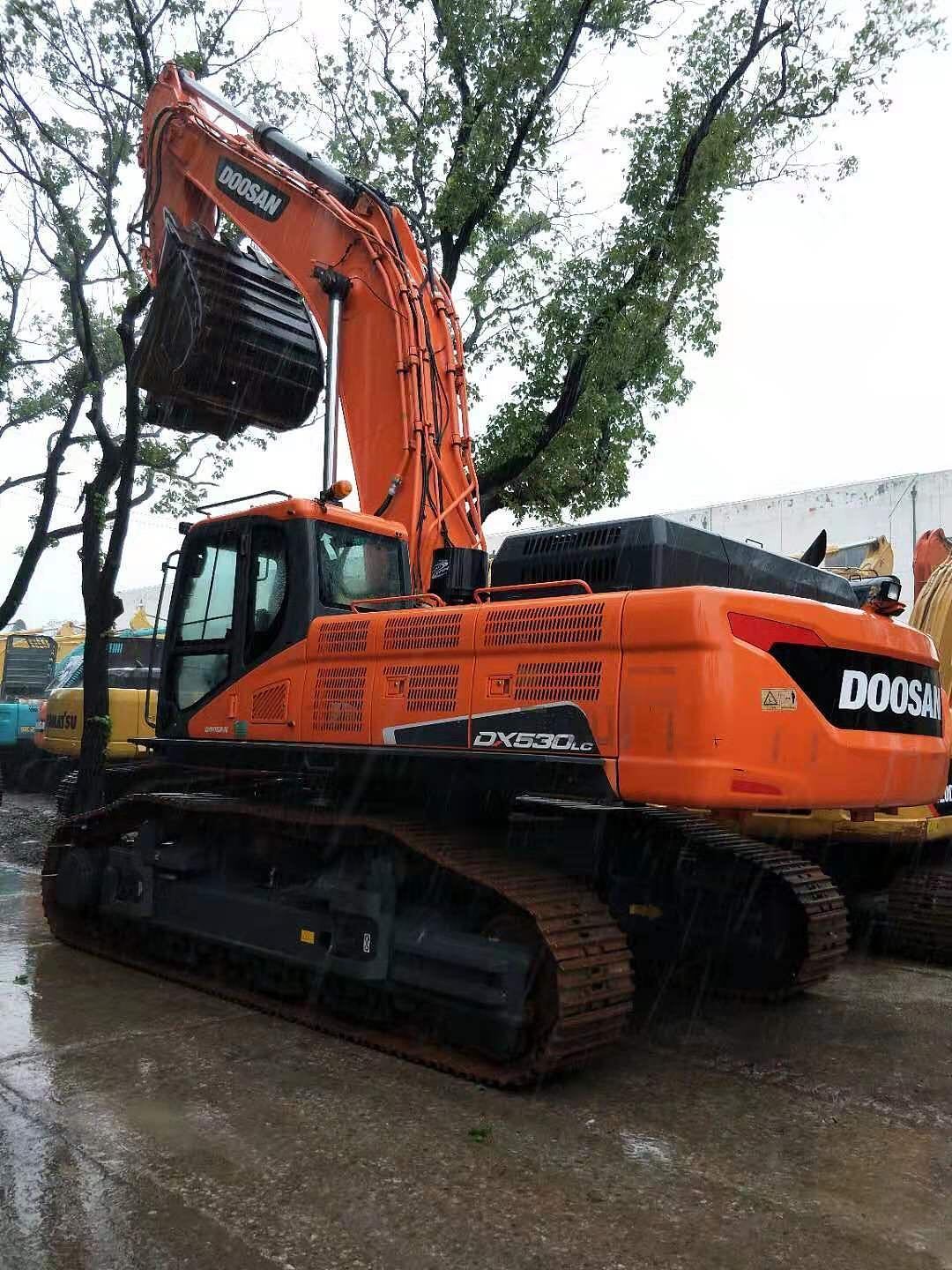 
                Venta en caliente Doosan 50 toneladas Mining excavadora de cadenas Dx530LC con cucharón de 2,14 m3
            