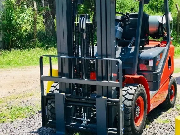 Industry Gasoline Forklift 2.5 Ton LPG Forklift Truck LG25glt