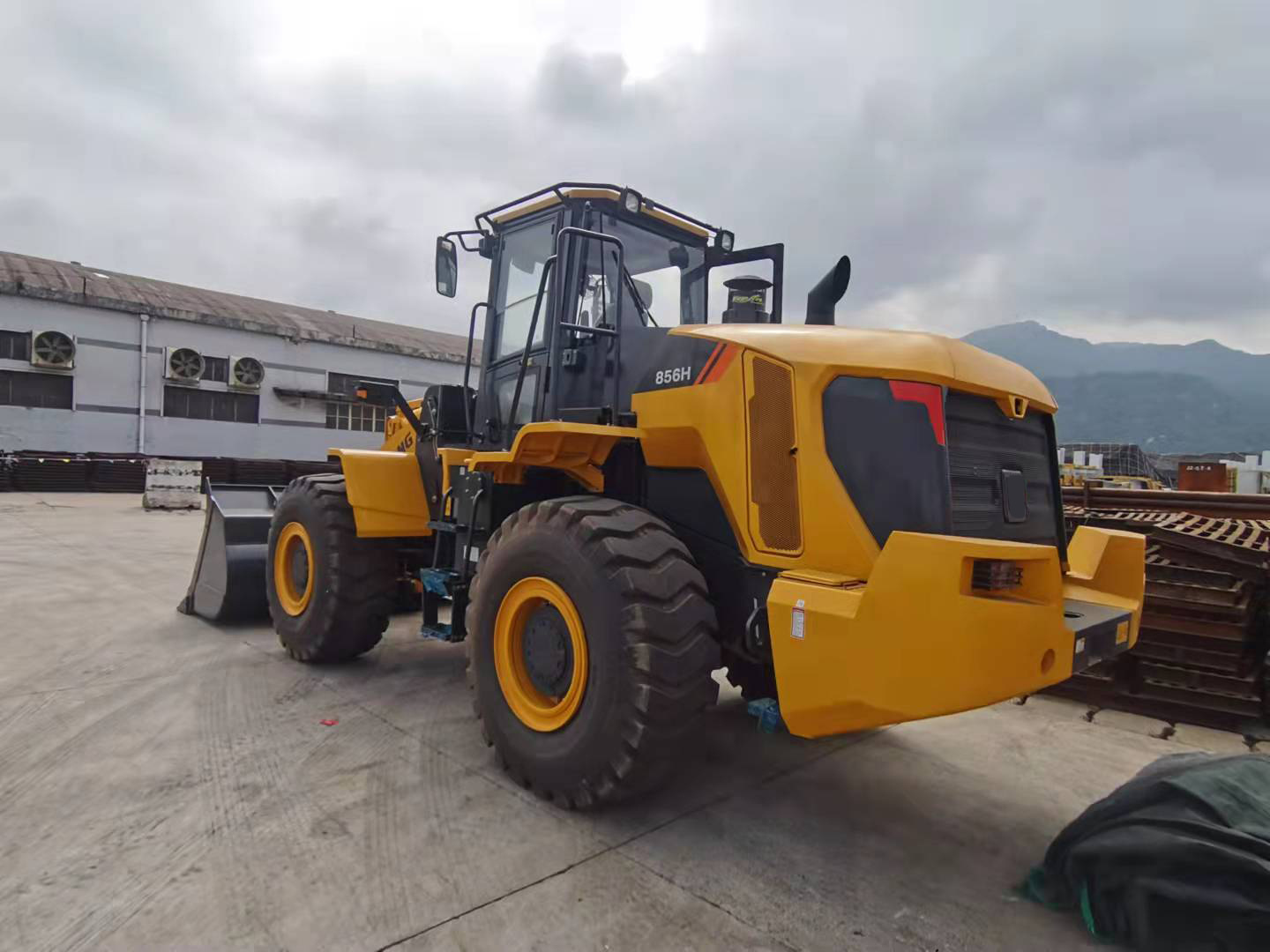 Liugong Clg862h Wheel Loader 3ton Small Loader for Sale