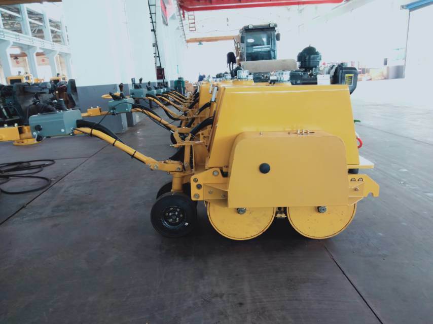 Lutong Ltc08Hz 0.8ton Hydraulic Double Drum Mini Road Roller