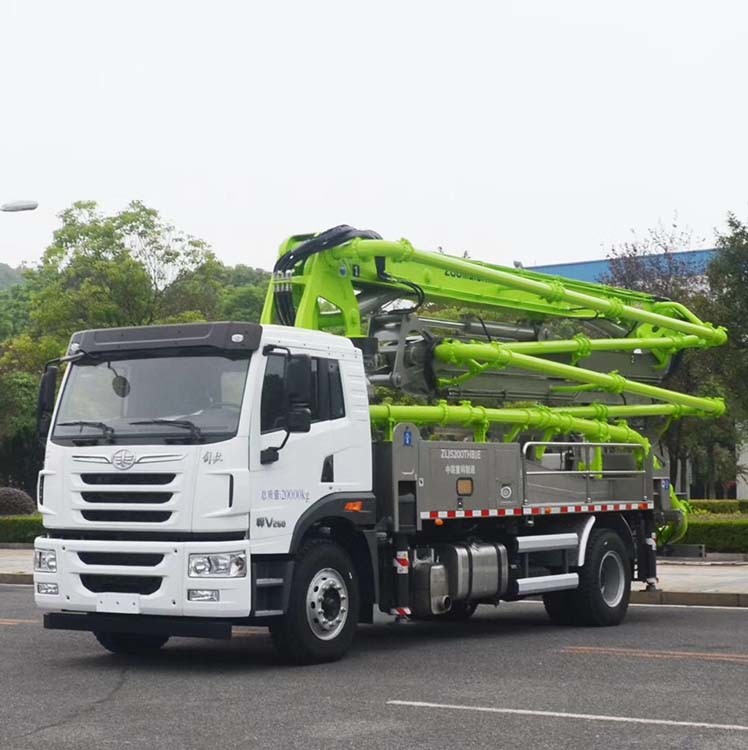 Chine 
                Fabriqué en Chine Zoomlion 36m de la pompe à béton montés sur camion avec deux- 36X-5Z de l′essieu
             fournisseur