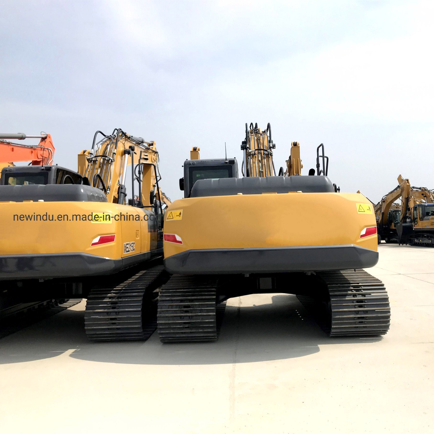 New China Brand Hydraulic Crawler Excavator Se130