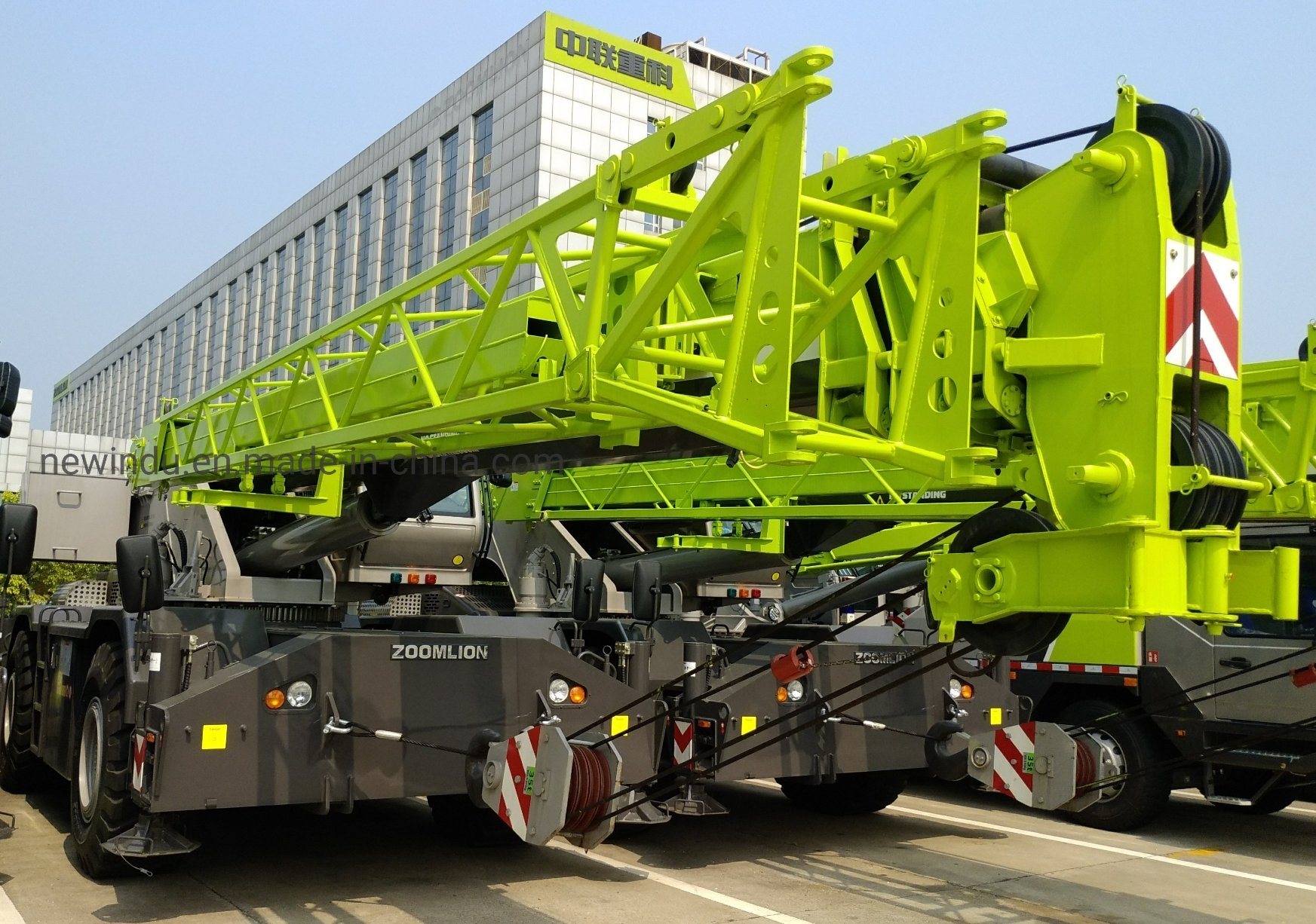 Chine 
                Nouveau lecteur robuste 35tonnes Terrain accidenté Crane RT35
             fournisseur