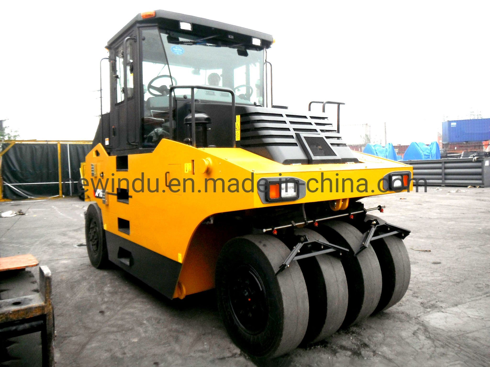 New Vibratory Tamping Roller 12 Ton Road Roller Xd122