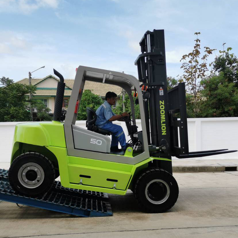 New Zoomlion Fd50 5ton Diesel Forklift with High Quality Low Price Sale