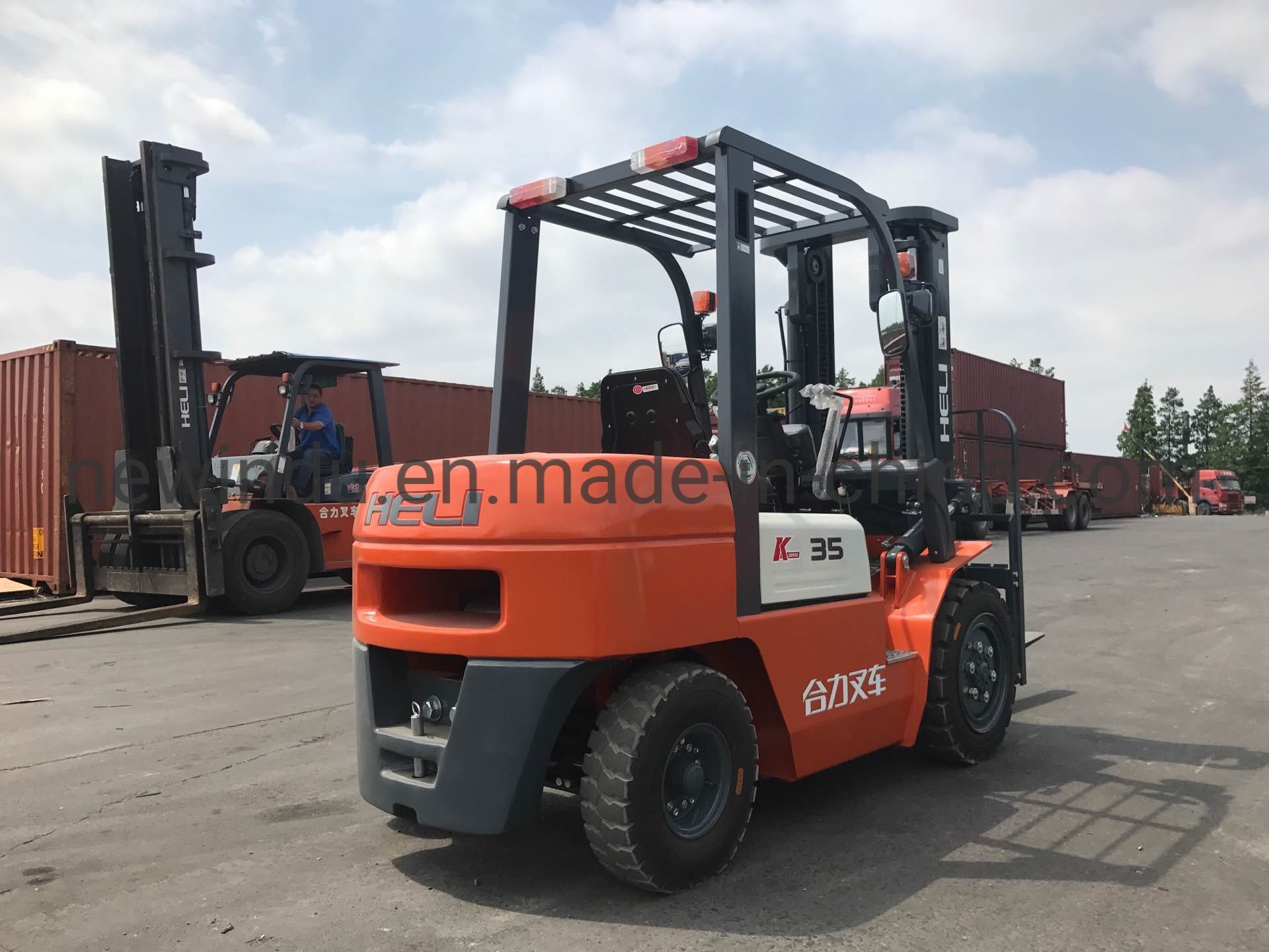 Small 5ton Heli Diesel Forklift with Isuzu Engine