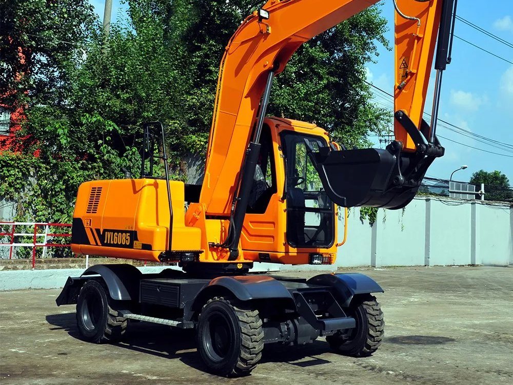 Small Excavator 7.8t Excavator Jyl6085 Wheeled Excavator with Factory Price