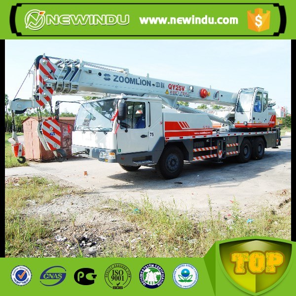 
                Grue de 25 tonnes de petite taille QY25D531r Camion grue du Zoomlion
            