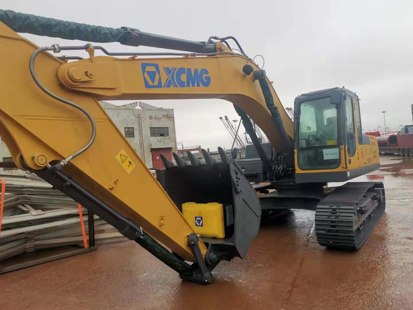 Tracked Digger 26ton Xe265c Crawler Excavator for Sale