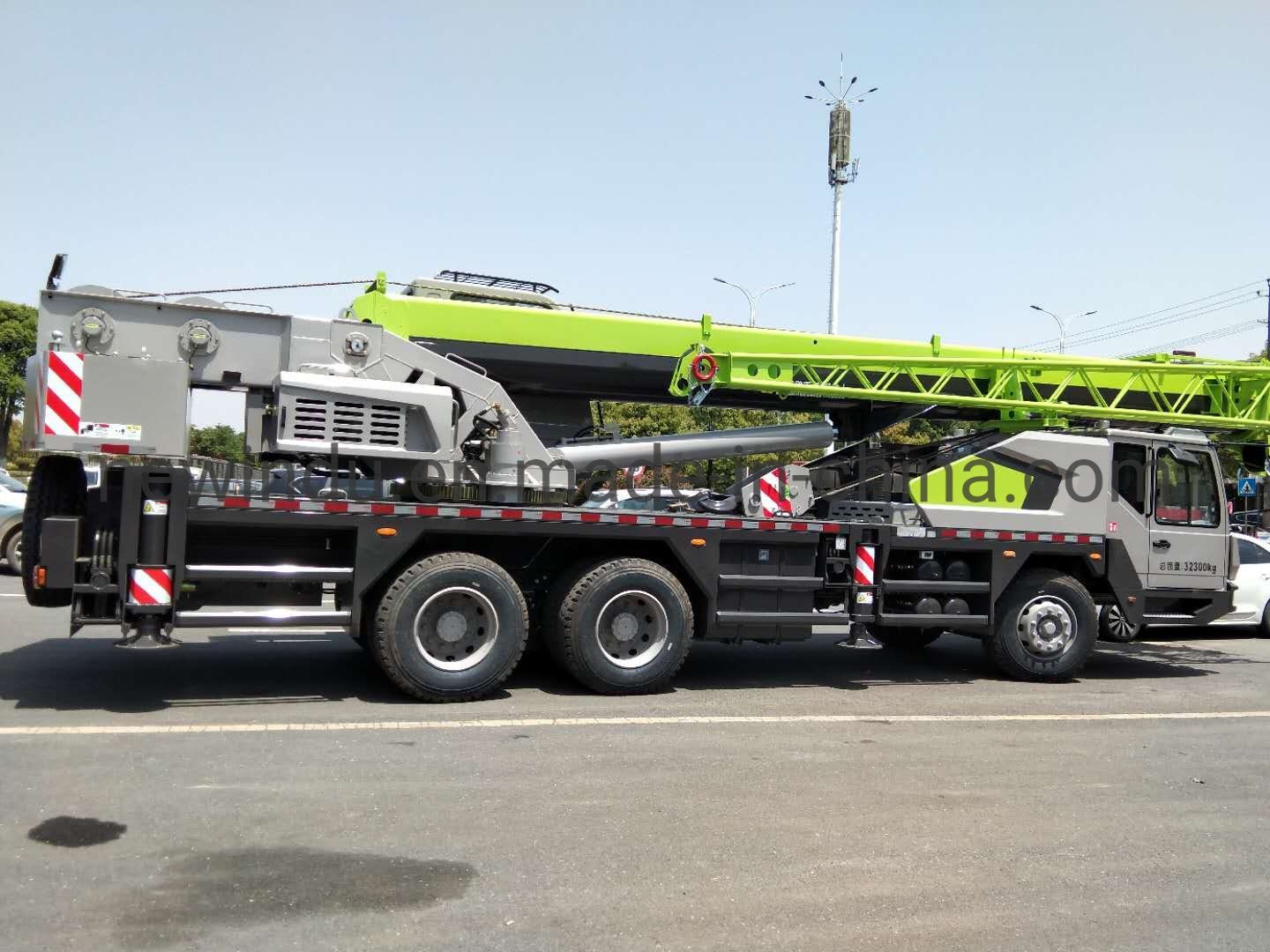 Zoomlion 25 Tons Hydraulic Crane Truck Mobile Crane Sale in Mongolia