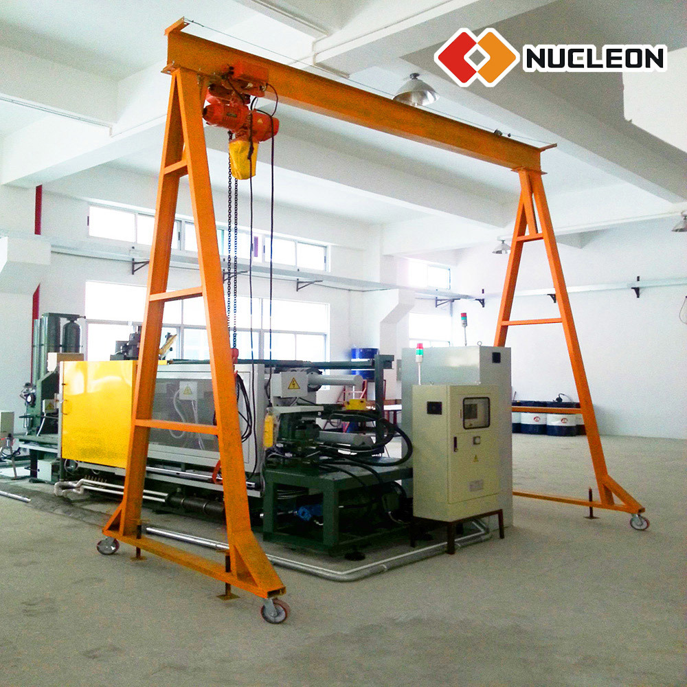 Easy Simple Installation Motorized Wheel Moving Portable Steel Gantry Crane 5t for Injection Mould