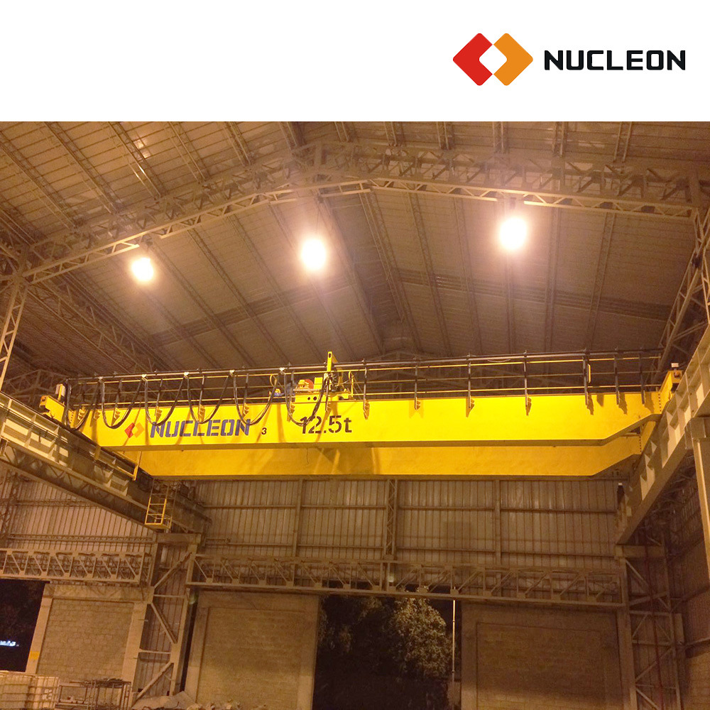 China 
                Nucleon Heavy Duty 15t Double Girder Electric Overhead Traveling Crane
             supplier