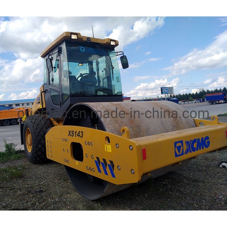 China 
                14 Ton Hydrostatisch Angetriebener Xs143 Vibrations Mini Road Roller
             Lieferant