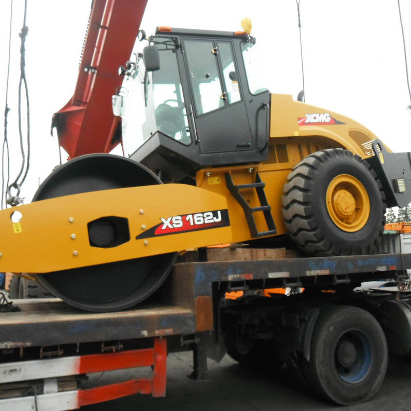 China 
                16 Ton Road Roller XS163j con piezas de repuesto para la venta
             proveedor