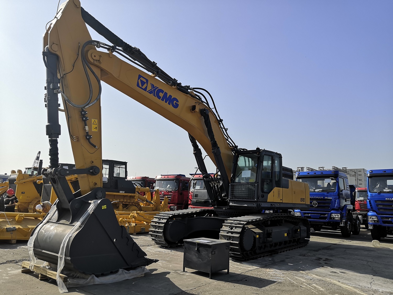 
                47 toneladas de oruga excavadoras hidráulicas Digger xe470D con motor Cummins
            