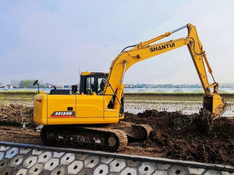 5% Discount Shantui Hydraulic Crawler Excavator Se135W 13 Ton Small Excavator