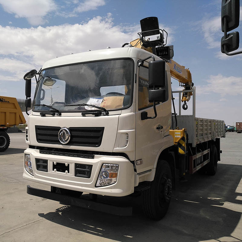 Chine 
                De 5 tonnes grue Truck-Mounted Dongfeng
             fournisseur
