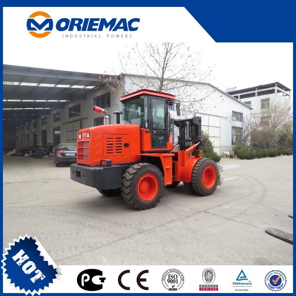 7 Ton 4WD Rough Terrain Forklift with Tyre Handler