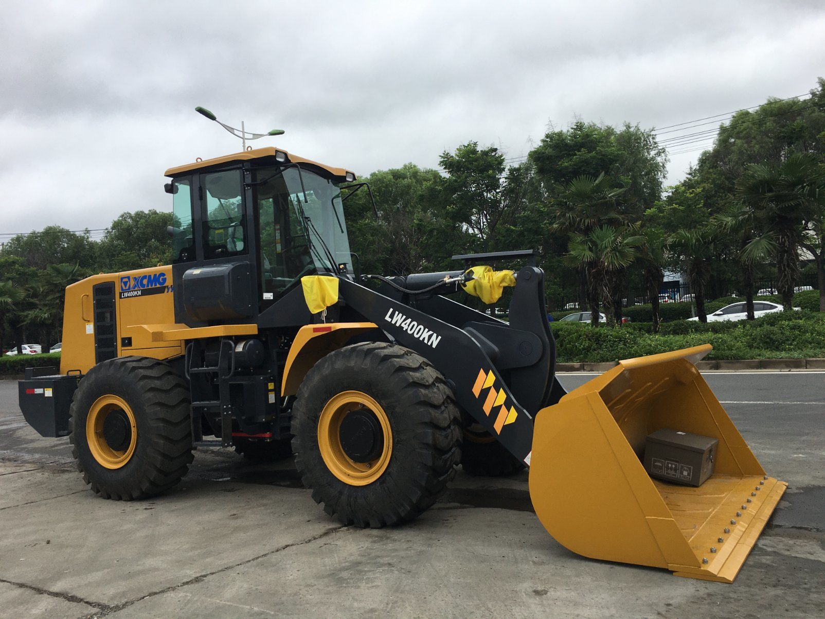 
                La construcción de maquinaria agrícola 4 Ton pequeña cargadora de ruedas Frontales LW400kn
            