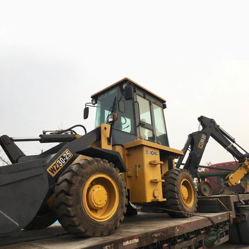 Backhoe Loader Wz30-25 with Breaker Hammer Attachments