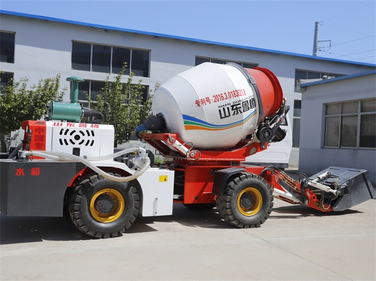 Brand New Small 4cubic Mobile Electric Self Loading Concrete Mixer