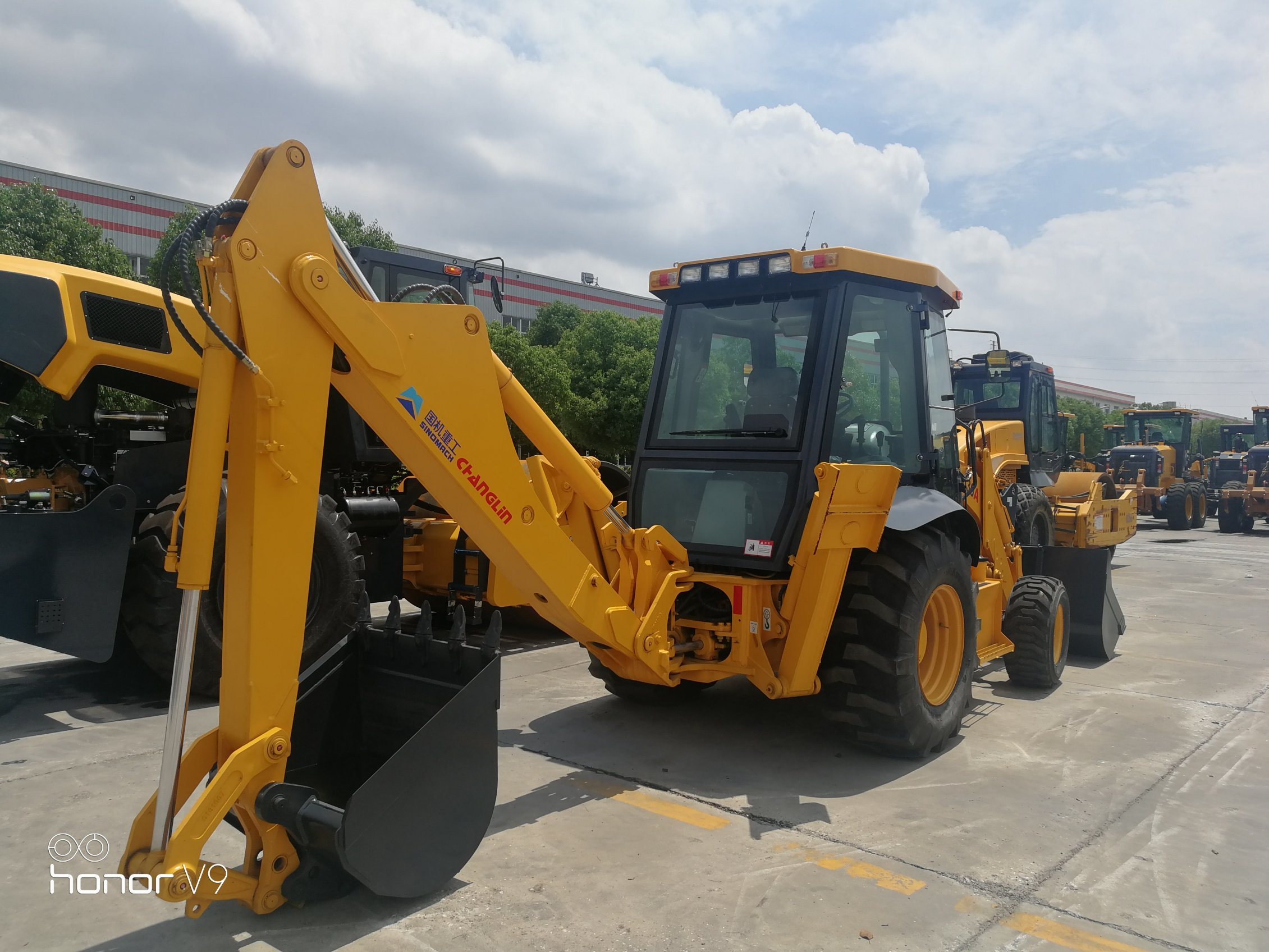 Changlin Excavator Loader Backhoe 1m3 630A Small Garden Tractor with Front-End Loader