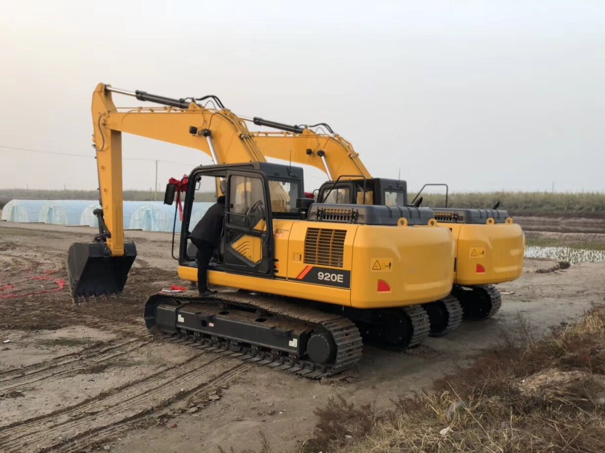 China 21t Hydraulic Excavator Clg920e Digger Import Excavator