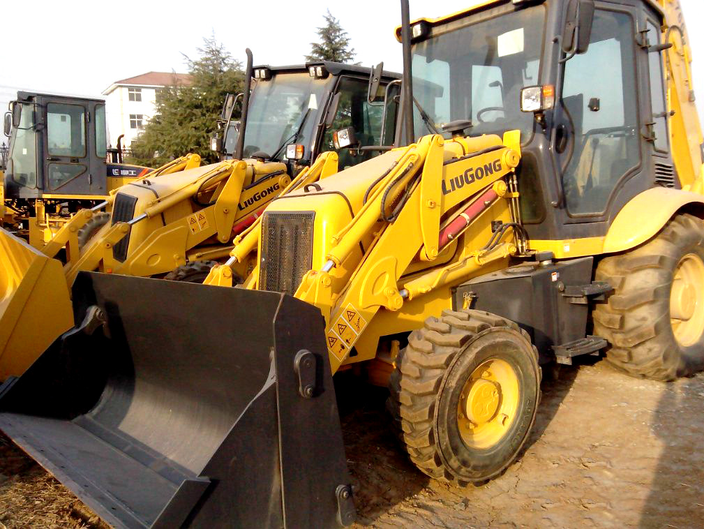 China Cheap 4*4 New Backhoe Loader for Sale