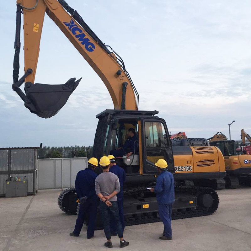 China Crawler Excavator 21ton Xe215c New 21ton Crawler Excavator Digger