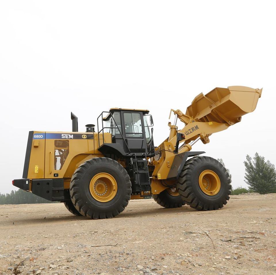 China Made Sem 8ton Heavy Wheel Loader Sem680d 4 Cubic