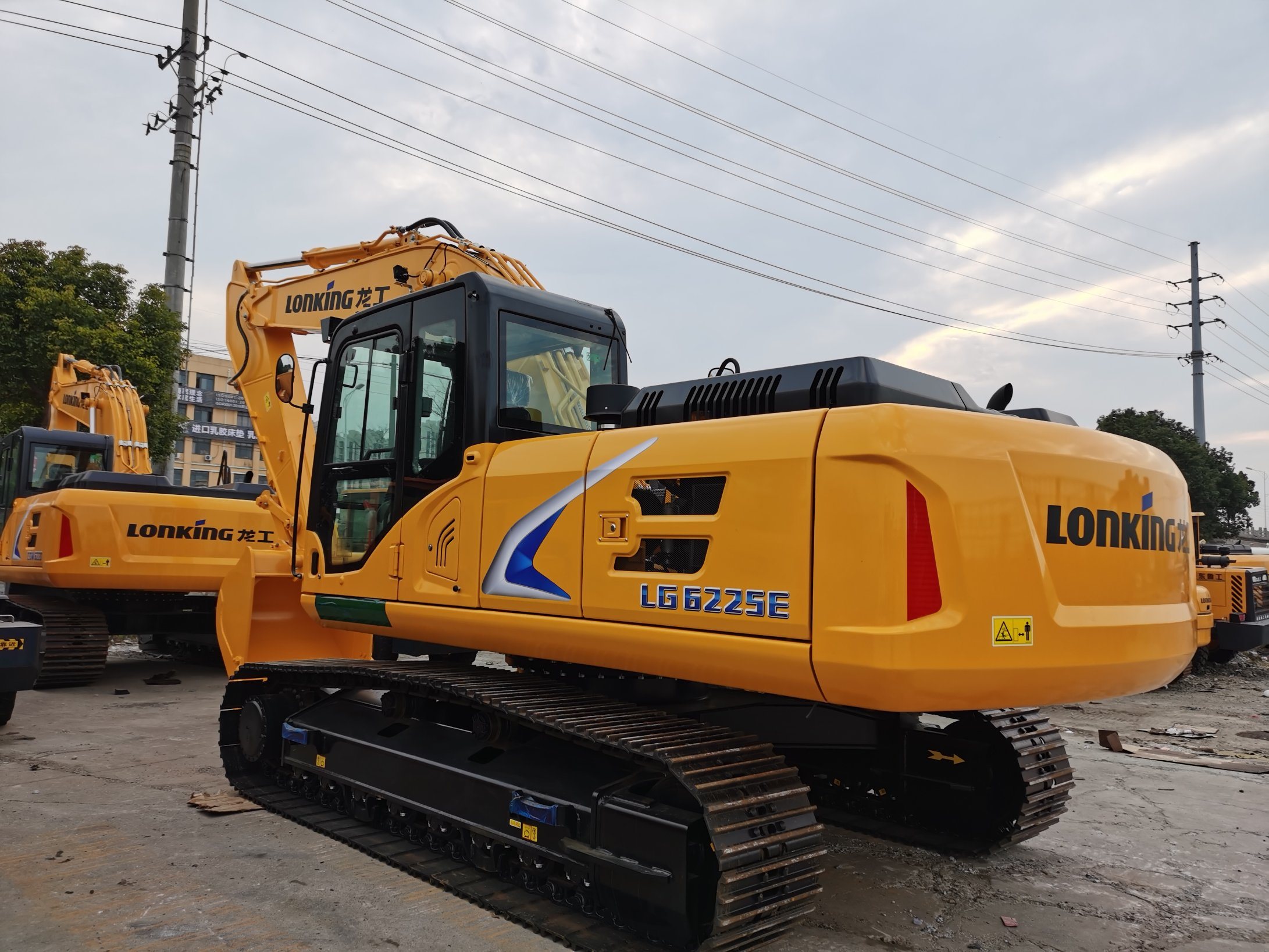 
                Chinesische Bagger LONKING LG6225 Cdm6225 22ton Digger auf den Philippinen
            