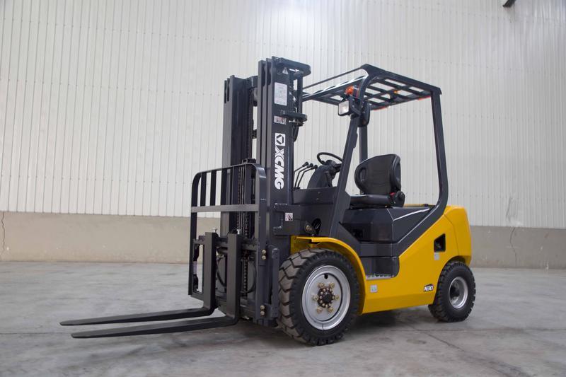 China 
                Diesel Forklift 3ton with Japan Engine
             supplier
