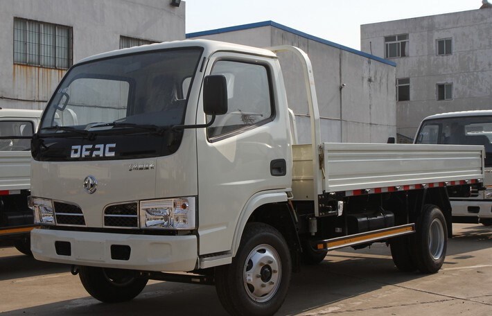 
                Dongfeng 3toneladas 5t 4X2 Camión de carga para la venta
            