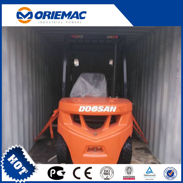 Chine 
                Doosan chariot élévateurs diesel de 5 tonnes de prix D50g
             fournisseur