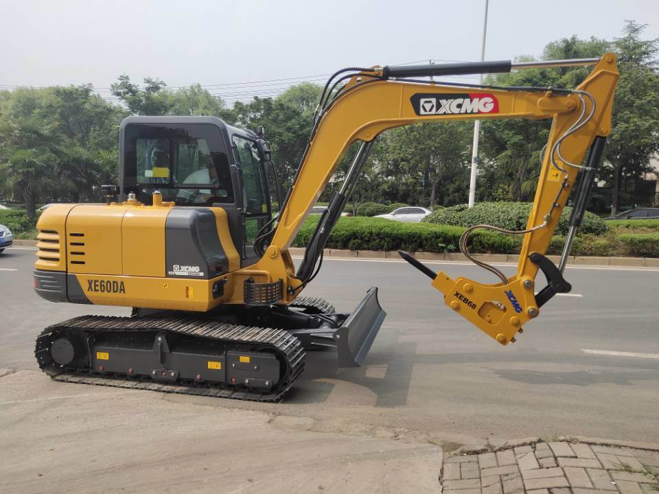 Factory Price 6 Ton Xe60 New Small Hydraulic Crawler Excavators