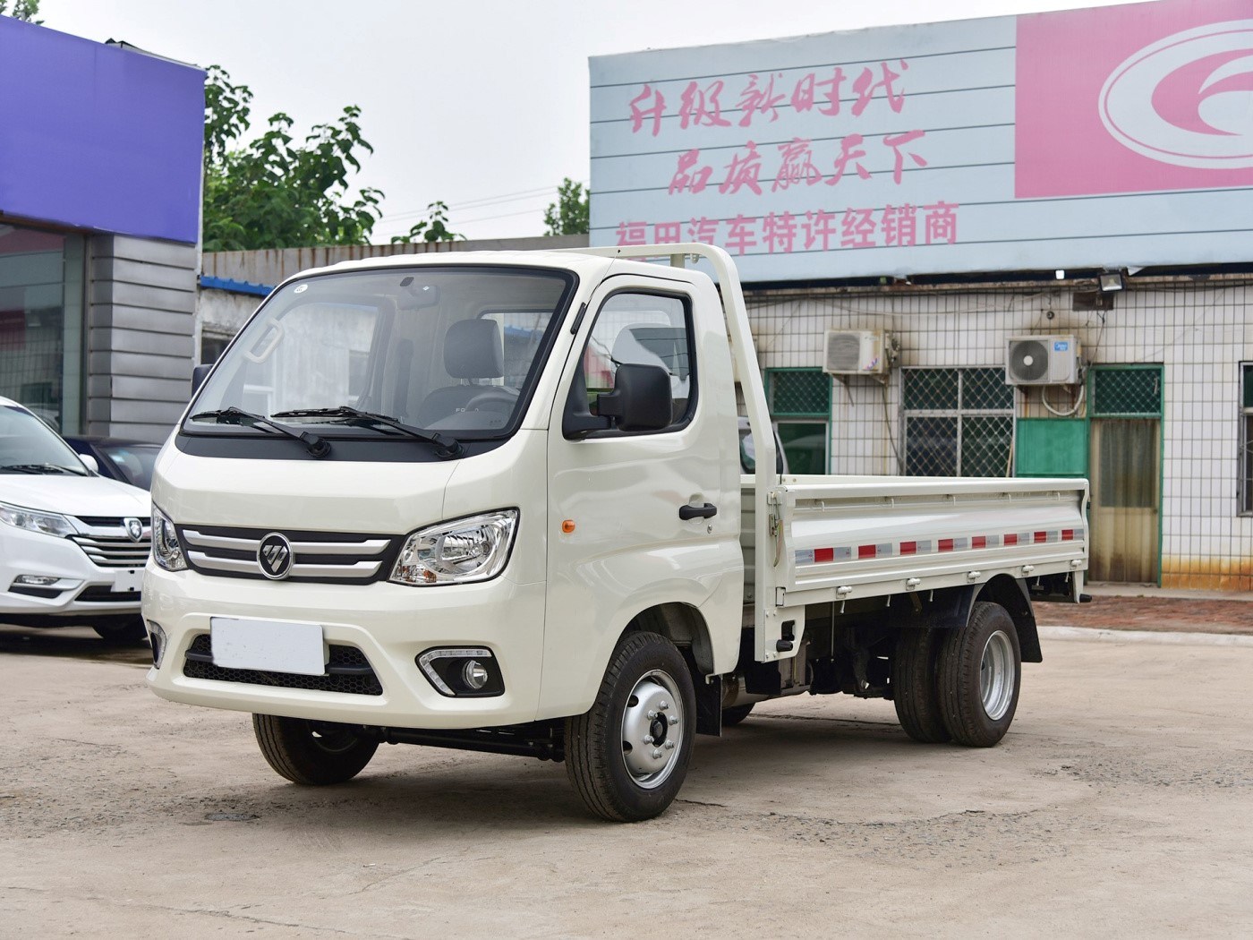 China 
                Foton LHD/Rhd 4X2 1.5tons Capacity Cargo Truck for Sale
             supplier