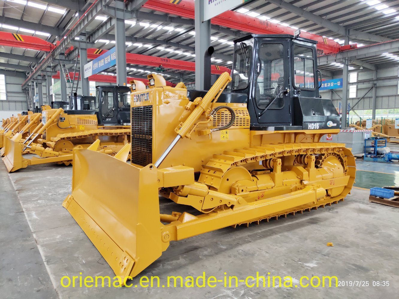 Haitui Earthmoving 160HP Bulldozer HD16 Dryland Bulldozer