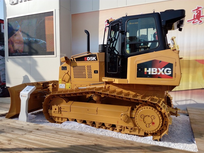 
                Bulldozer cingolati idraulici 178HP 18t tipo 165-3 Hbxg con basso Prezzo
            