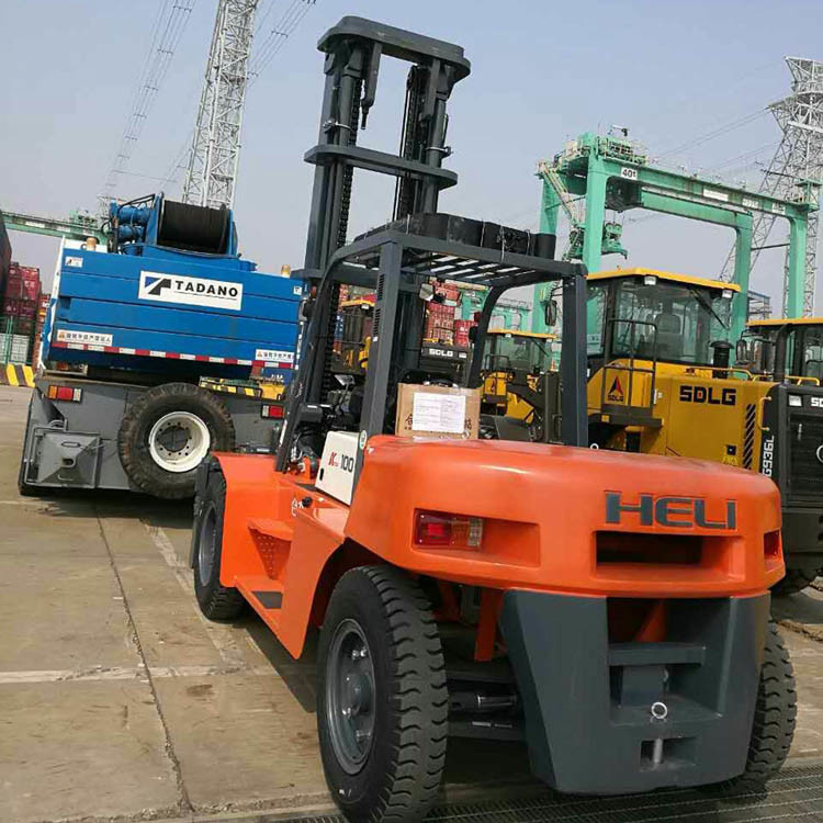 China 
                Heli 10ton フォークリフト Cpcd100 ディーゼルフォークリフト 3 トン 5t 10t UAE では
             supplier