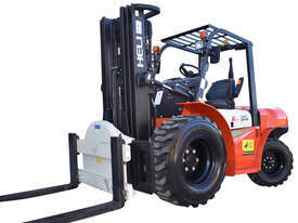 
                Heli 3 Ton Diesel-Powered Rough Terrain Forklift Cpcd30 for Sale
            