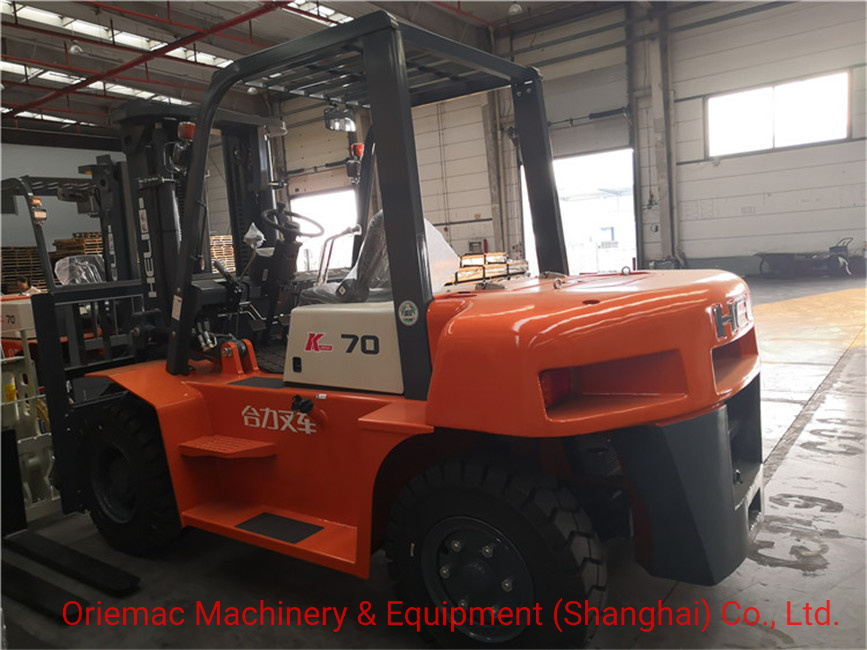 Heli 7 Ton Forklift Cpcd70 with Paper Roll Clamp in UAE
