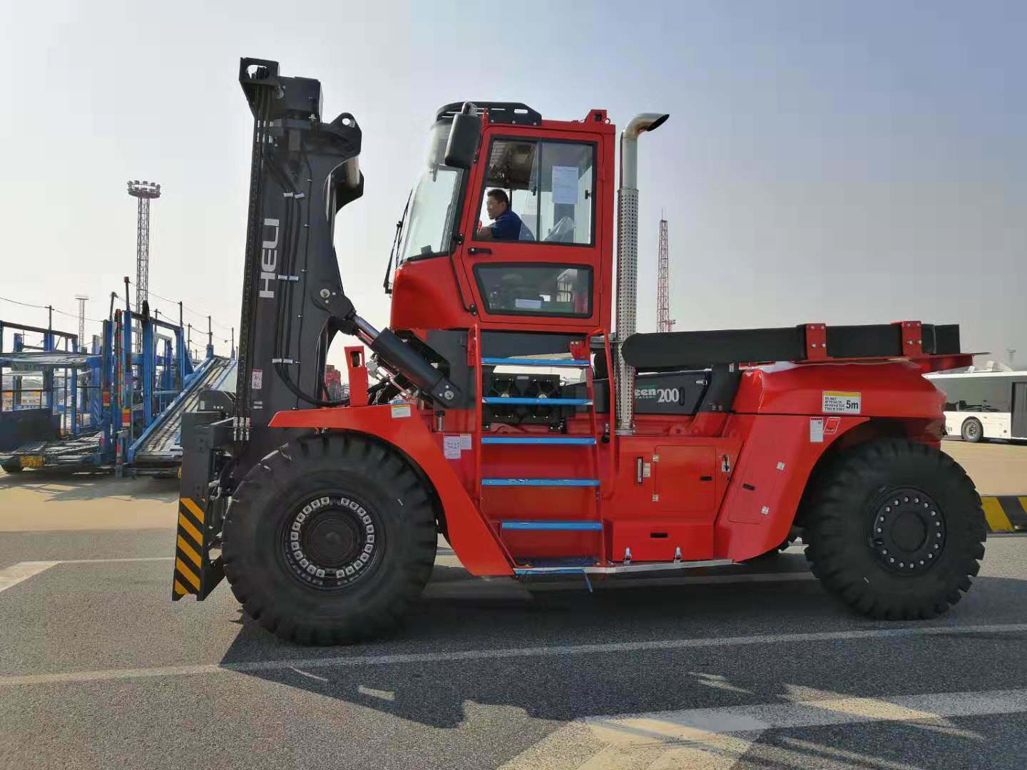 Heli Brand Diesel Cabin 20t Cpcd200 Heavy Forklift