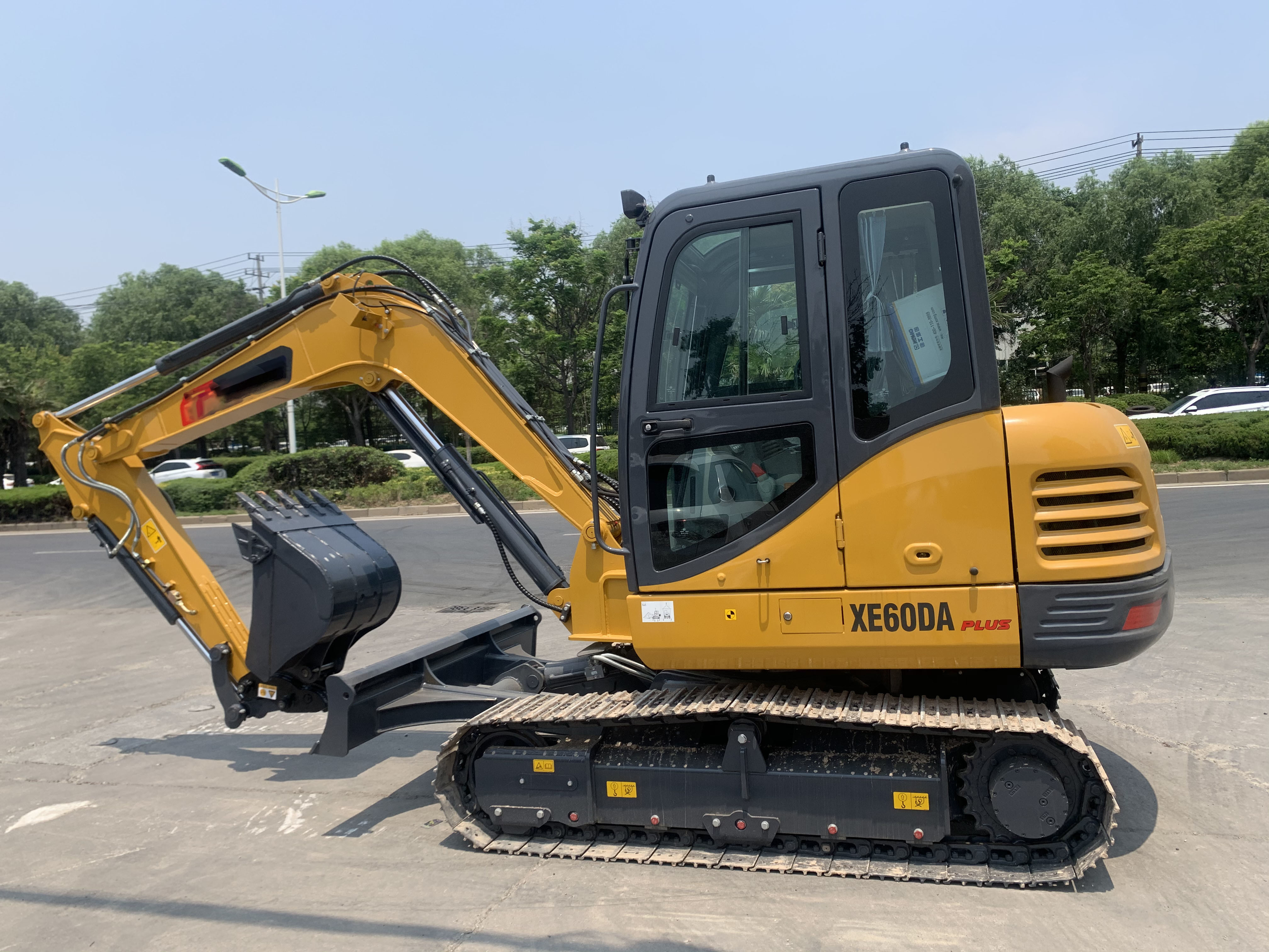 Hot Sale Earth-Moving Machine Xe60da 6ton Digger Crawler Excavator in Philippines